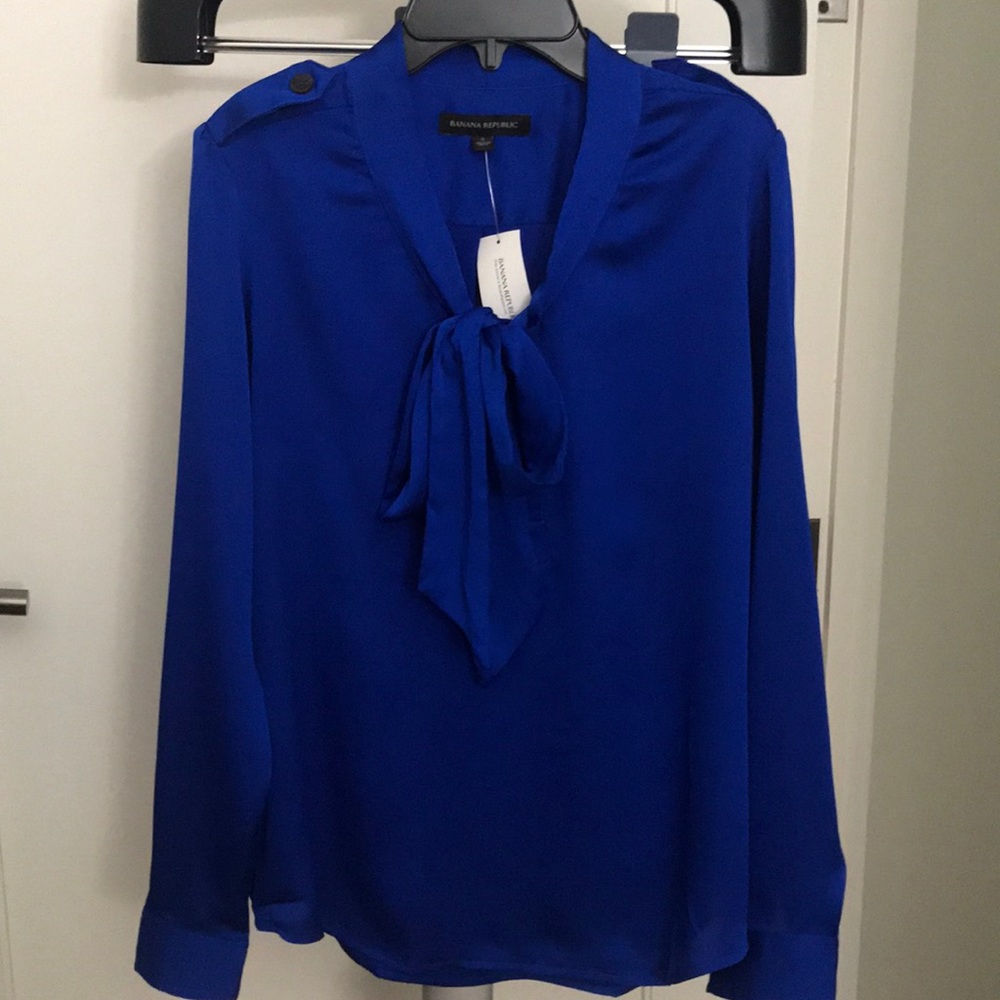 Banana Republic royal blue tie-neck blouse size S